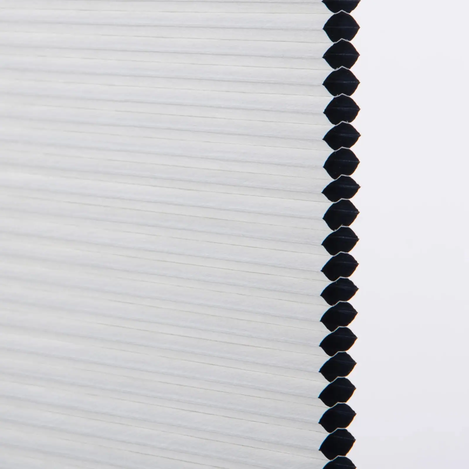 Side profile of Snow honeycomb fabric